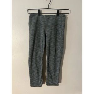 Athleta Micro Stripe Green Capri Leggings, Small